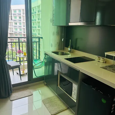 Arcadia Beach Con Pattaya Exterior photo